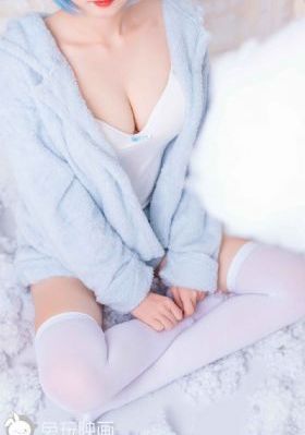 《放荡的女人2》在线观看