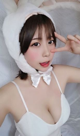 女被c黄扒衣服直播